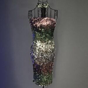 L'ATISTE Strapless Sequin Dress With Chocker Sequin Collar - Green and Gold